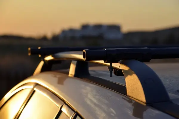 Auto Dachträger Reling
