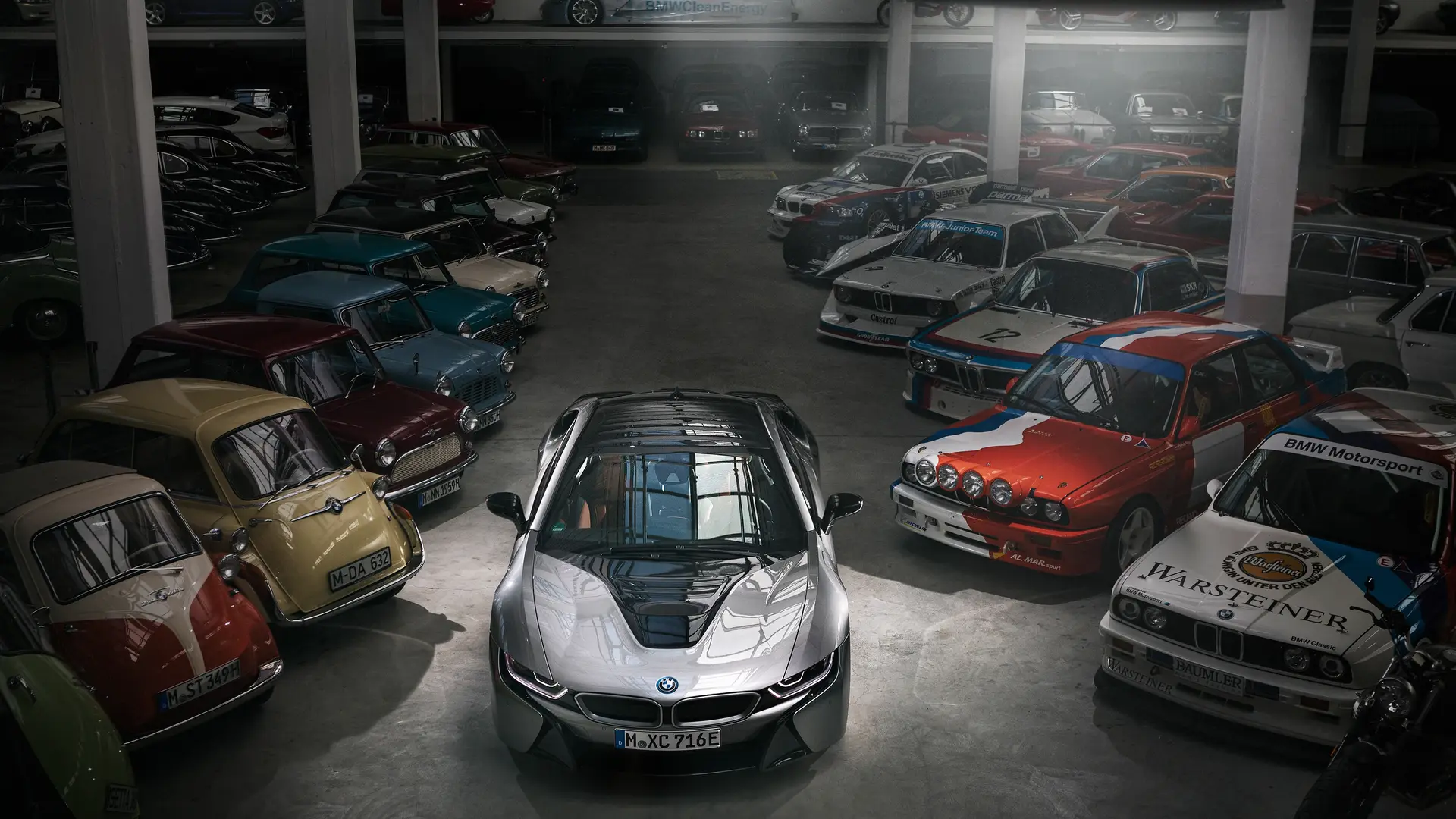 BMW i8 und weitere Sportwagen