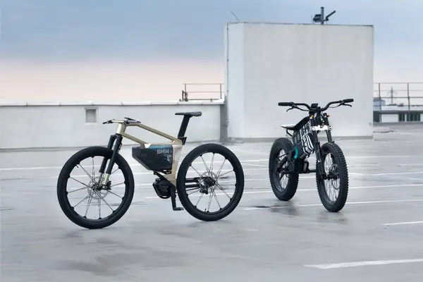 bmw i vision amby vs. bmw vision amby