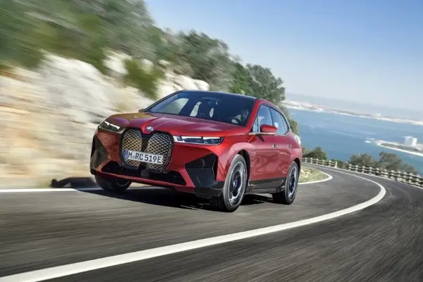 BMW iX von 2021