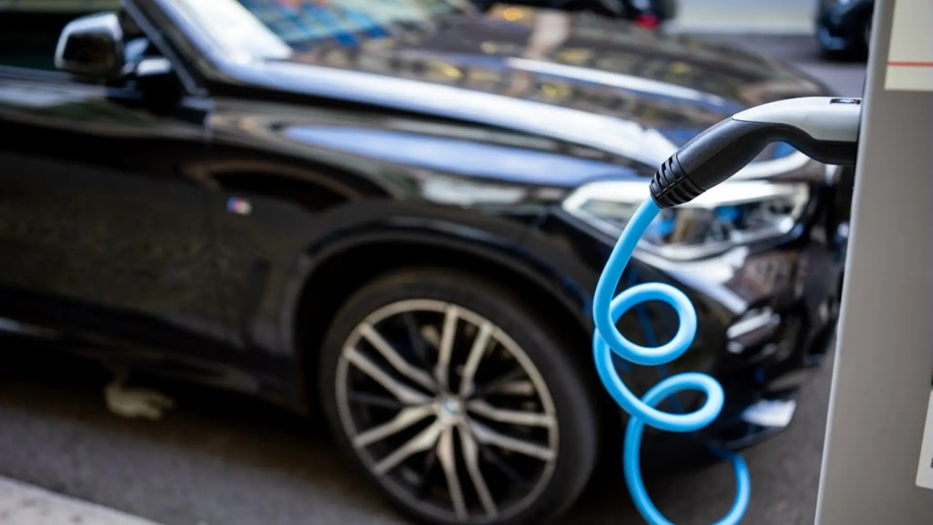 Elektroauto laden – alle Fakten rund um Ladetechnik und Ladeinfrastruktur
