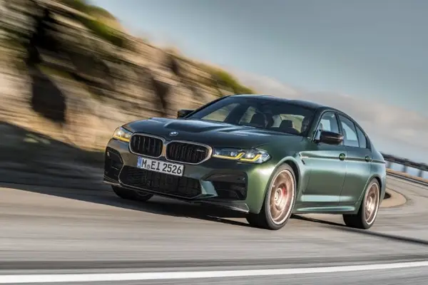BMW M5 CS