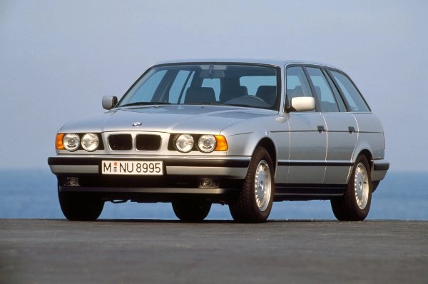 BMW M5 E34