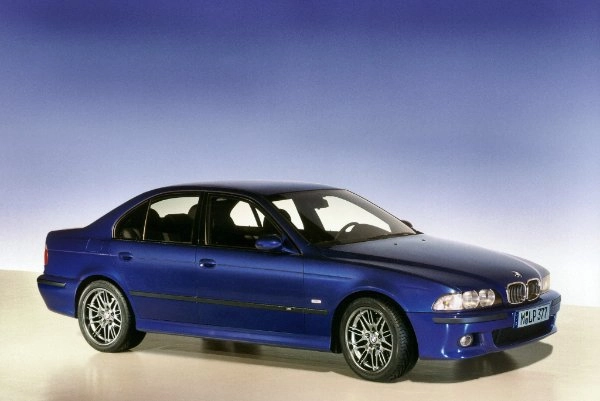 BMW M5 E39