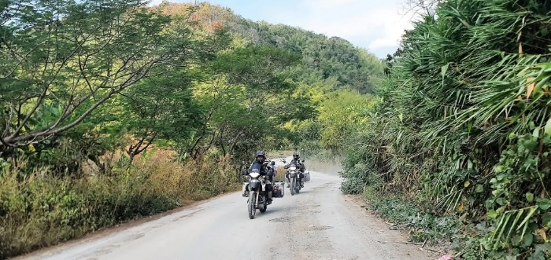 BMW Motorräder Weltreise Landschaft