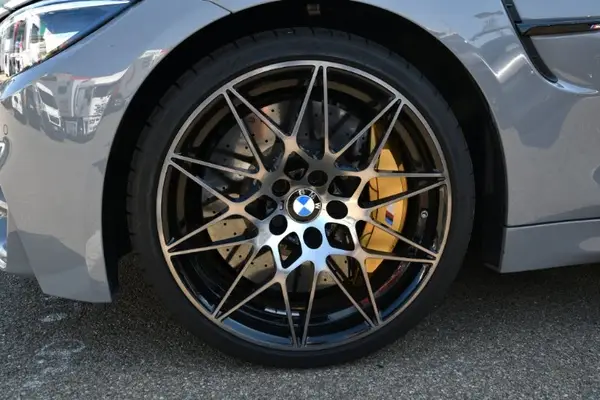 BMW Sternfelge glanzgedreht