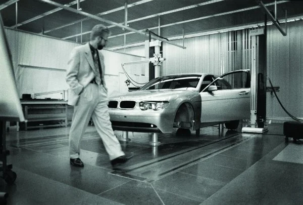 Chris Bangle steht vor Entwurf eines 7er BMW