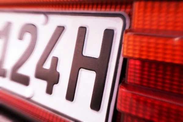 Oldtimer-Gutachten und H-Kennzeichen: Was, warum und wie? 