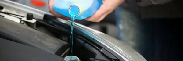 Kühlwasser nachfüllen