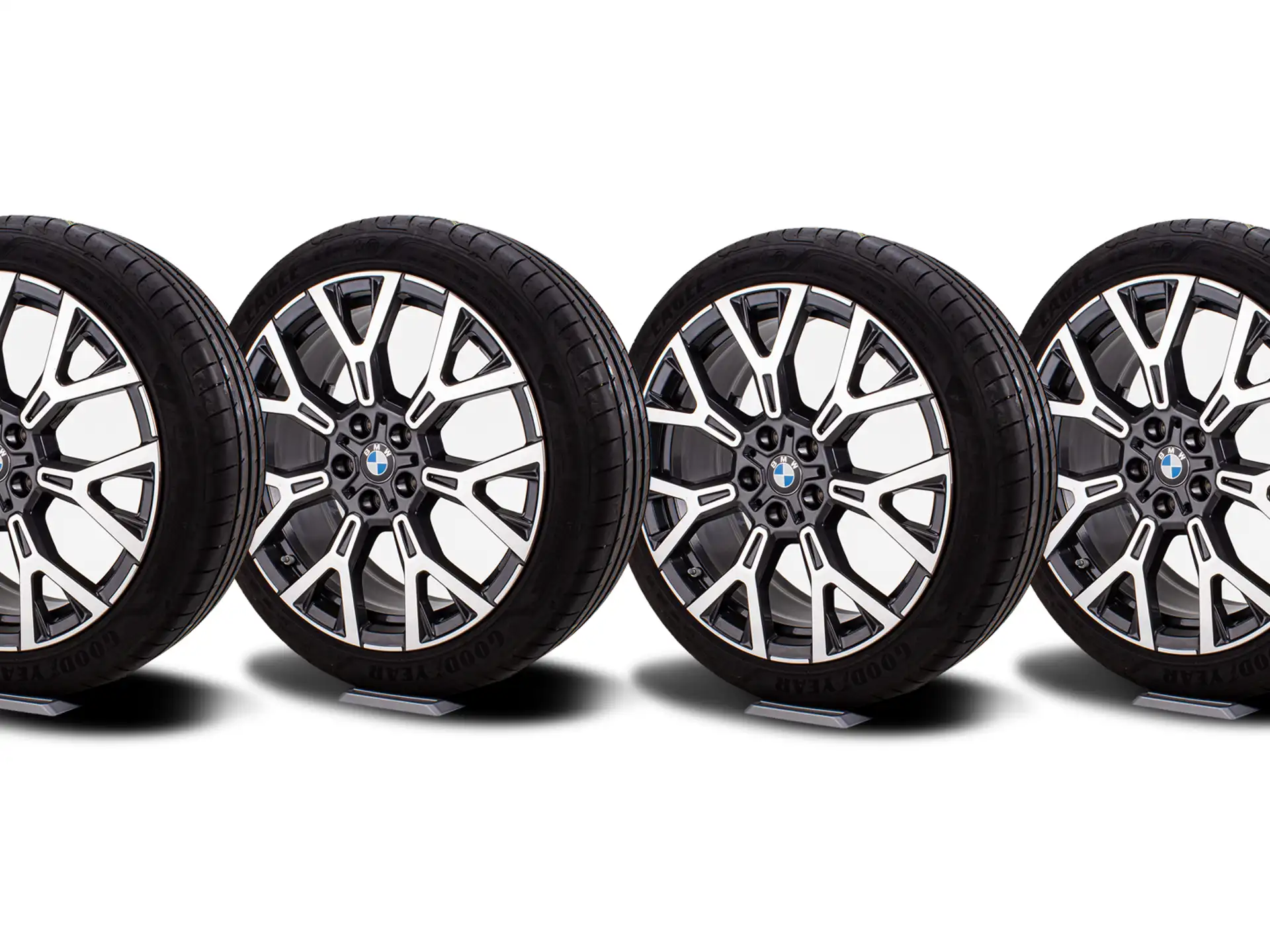 BMW Sommerrkompletträder X1 F48 X2 F39 19 Zoll Styling 580 Y-Speiche orbitgrey