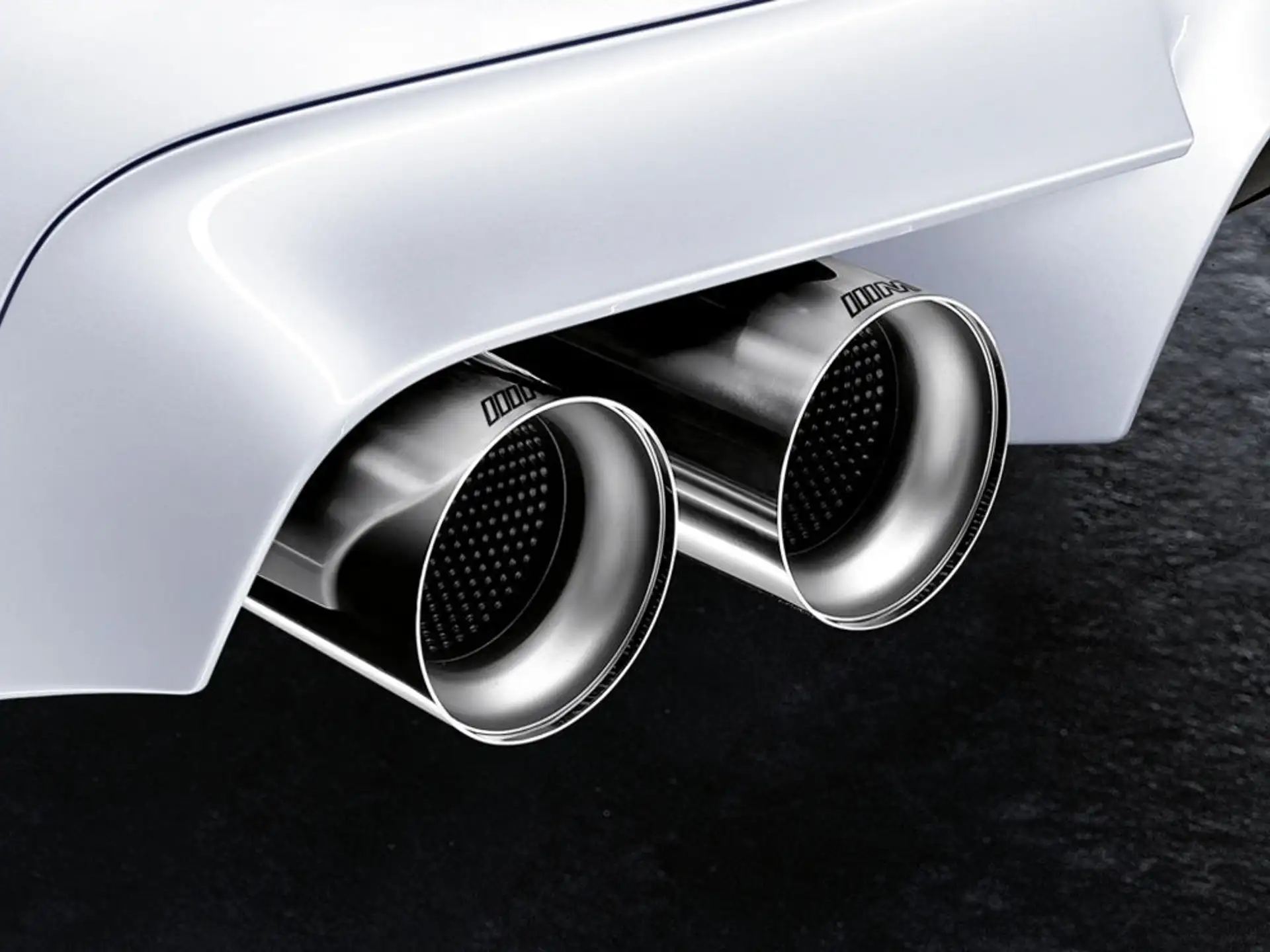 BMW M Performance Endrohrblende Titan 5er F10 6er F06 F12 F13