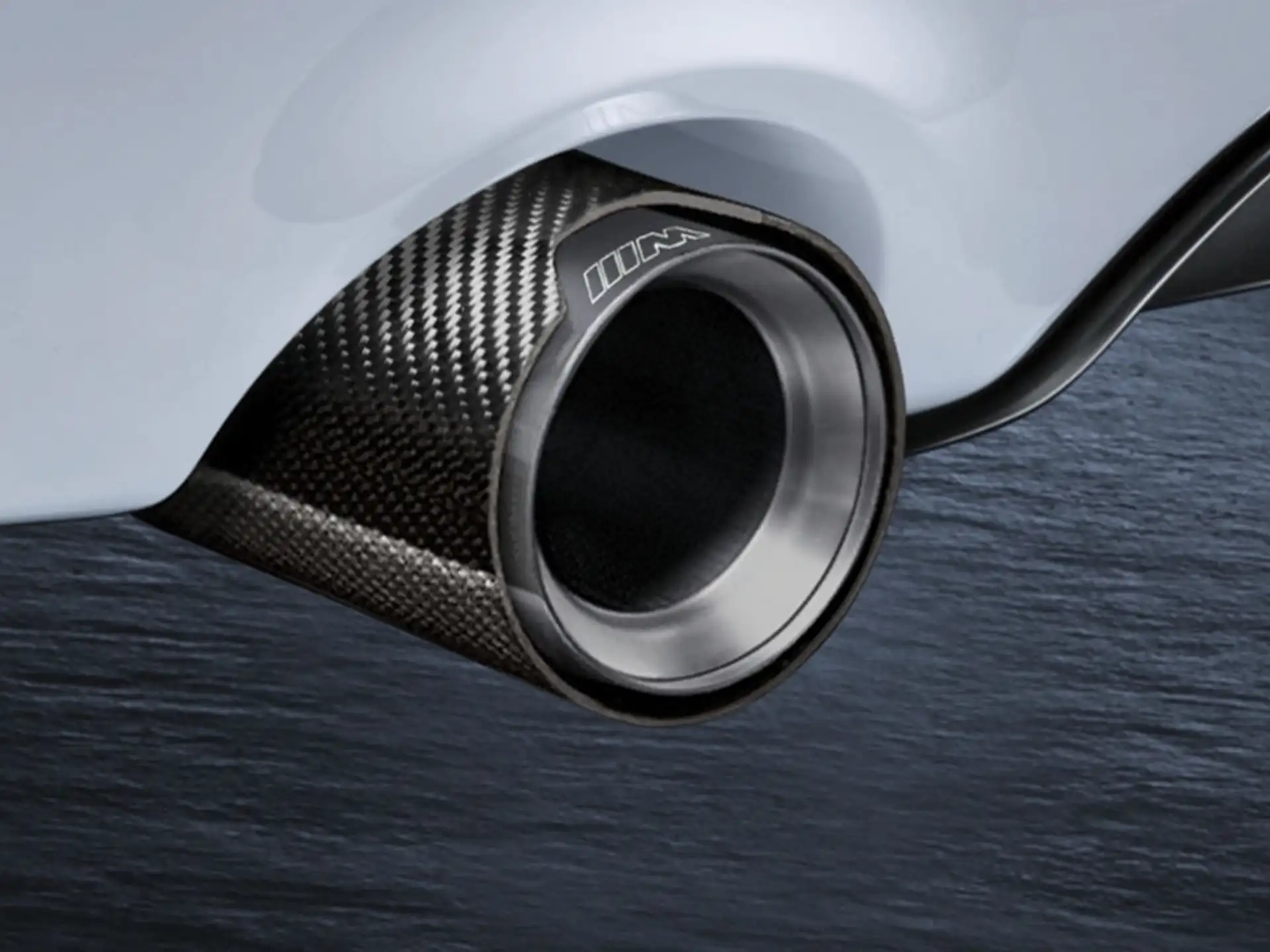 BMW M Performance Endrohrblende Carbon 2er F22 F23 3er F30 F31 F34 4er F32 F33 F36 5er F10 F11 6er F06 F12 F13