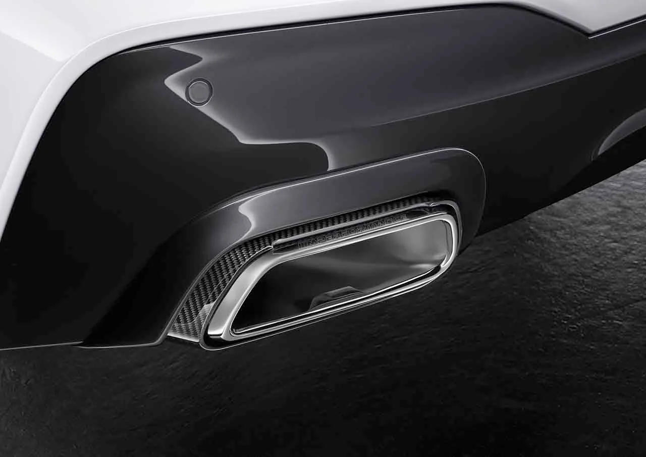 BMW M Performance Endrohrblenden Carbon 5er G30 6er G32