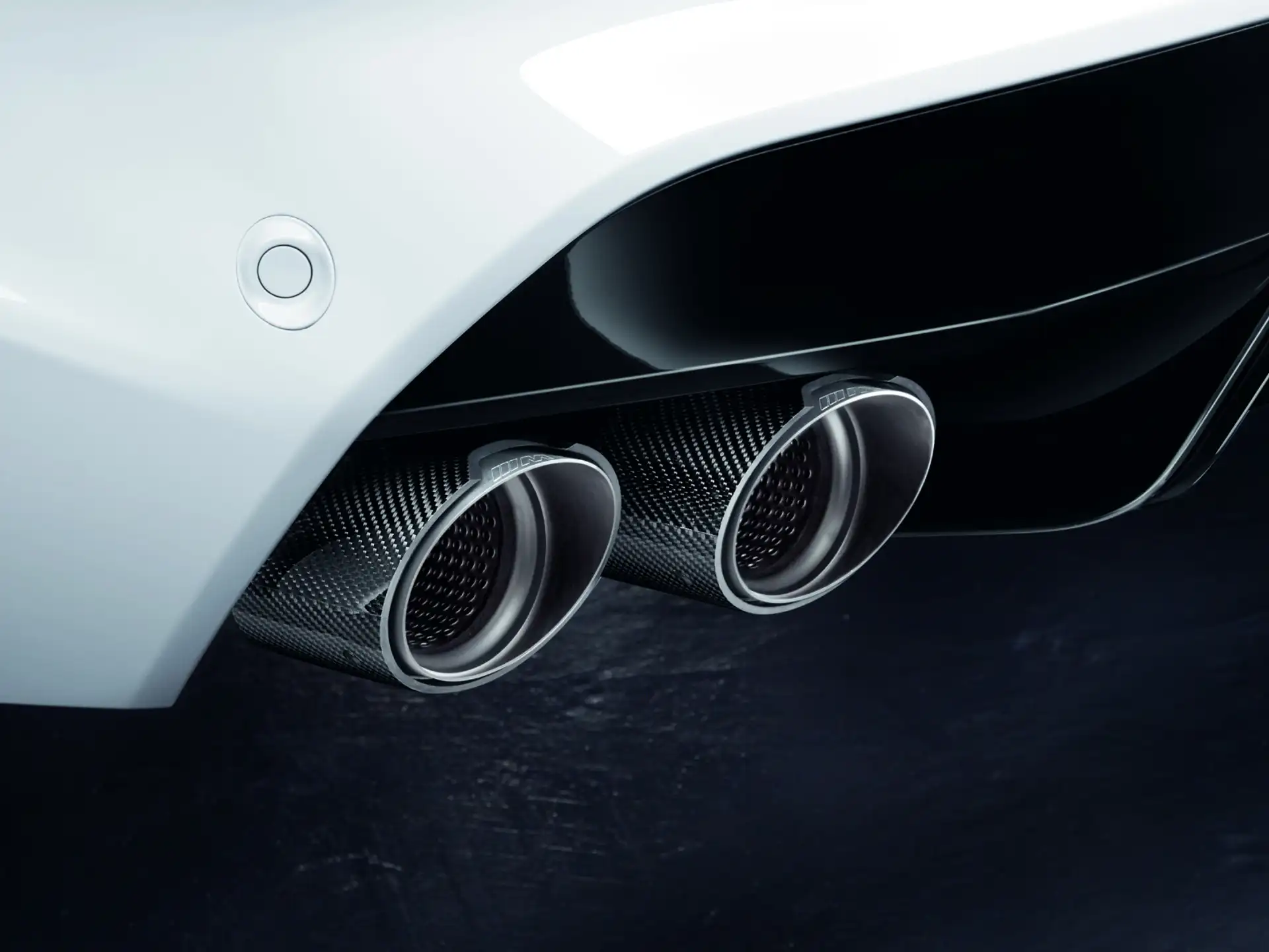 BMW M Performance Endrohrblenden Titan/Carbon X5M F95 X5M F96