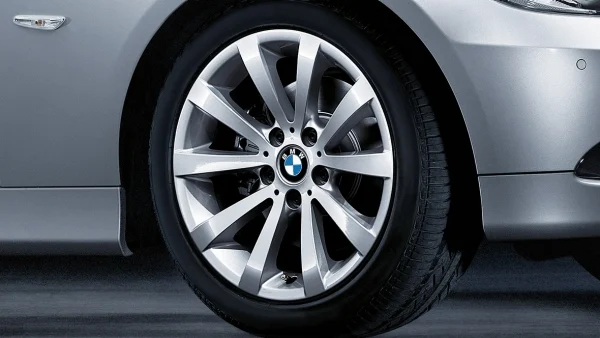 BMW Alufelge V-Speiche 285 silber 8Jx17 ET34 3er E90/E91/E92/E93 Vorderachse/Hinterachse