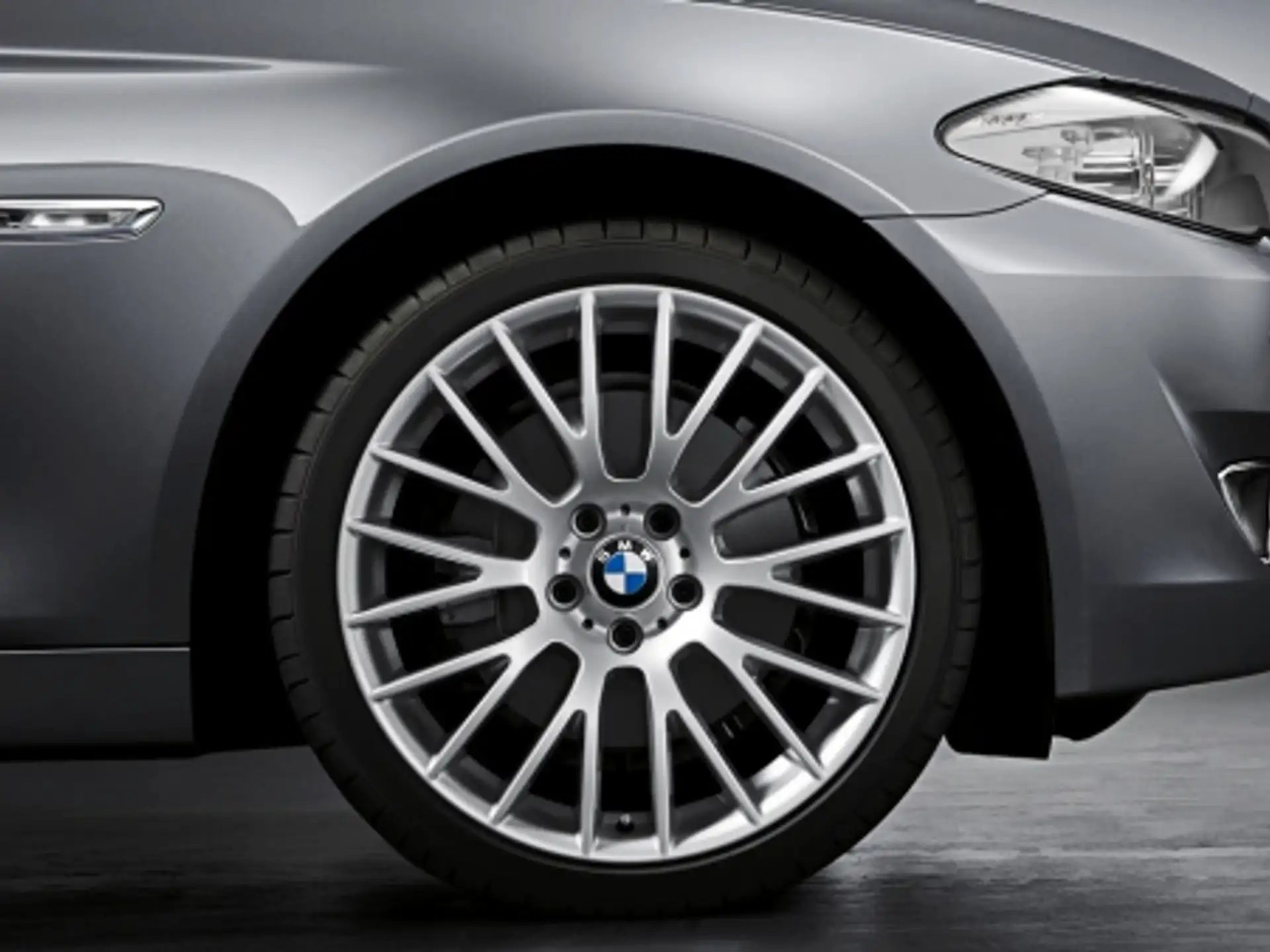 BMW Alufelge Kreuzspeiche 312 silber 8,5Jx20 ET33 5er F10/F11 6er F06/F12/F13