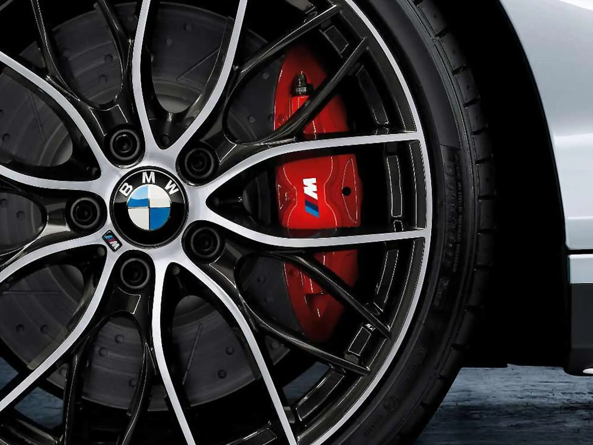 BMW M Performance Bremssattelgehäuse rot rechts 1er F20 F21 2er F22 F23 3er F30 F31 F34 4er F32 F33 F36