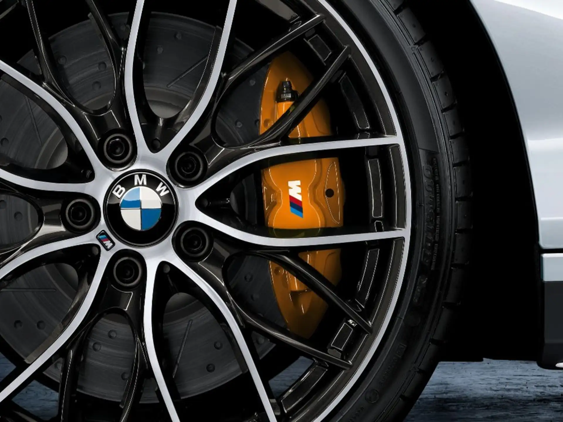 BMW M Performance Bremssattelgehäuse orange links 1er F20 F21 2er F22 F23 3er F30 F31 F34 4er F32 F33 F36