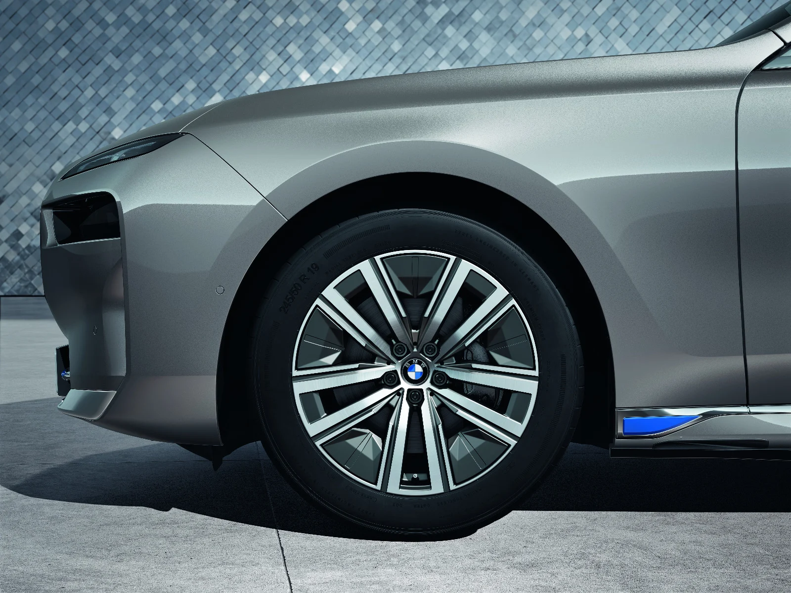 BMW Alufelge Aerodynamikrad 904 bicolor (gunmetal grey/hochglanzpoliert) 8,5Jx19 ET 26 7er G70