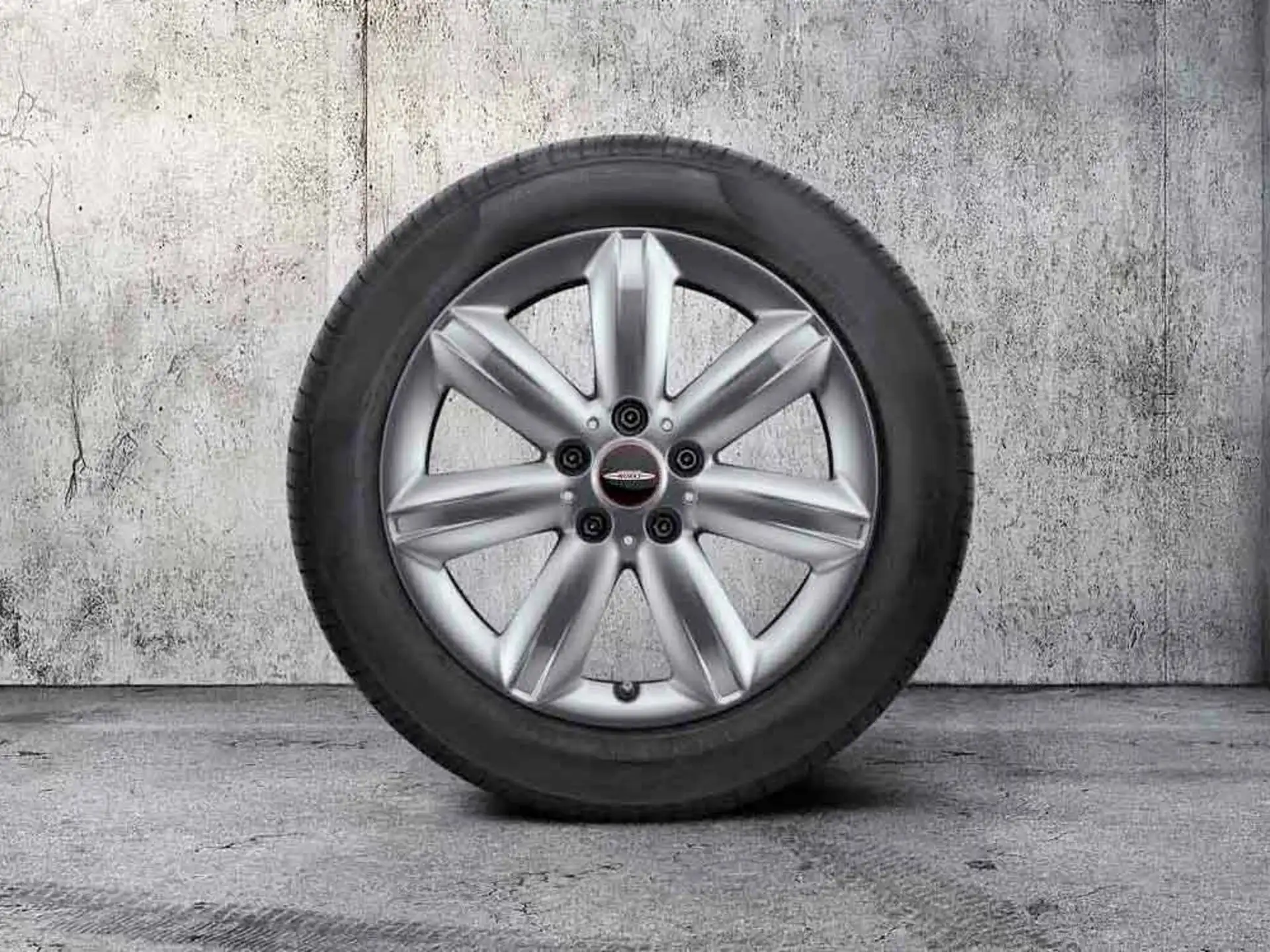 MINI Winterkompletträder JCW Star Spoke 539 bright silver metallic 17 Zoll RDCi Countryman F60 Bridgestone