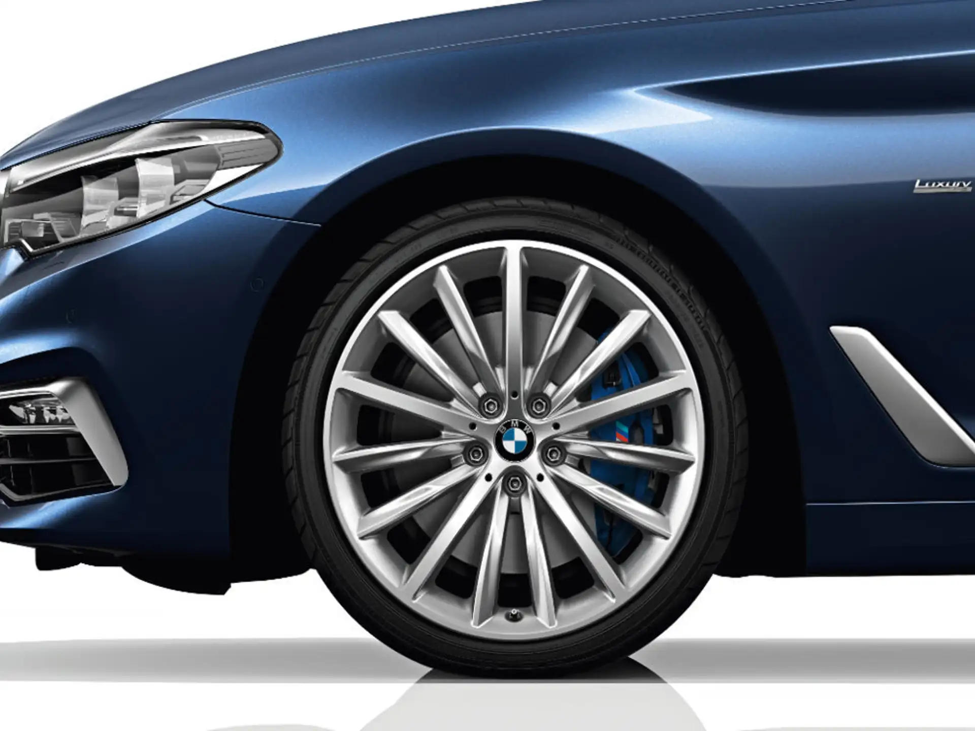 BMW Winterkompletträder Vielspeiche 633 reflex silver 19 Zoll RDCi 5er G30 G31 Pirelli