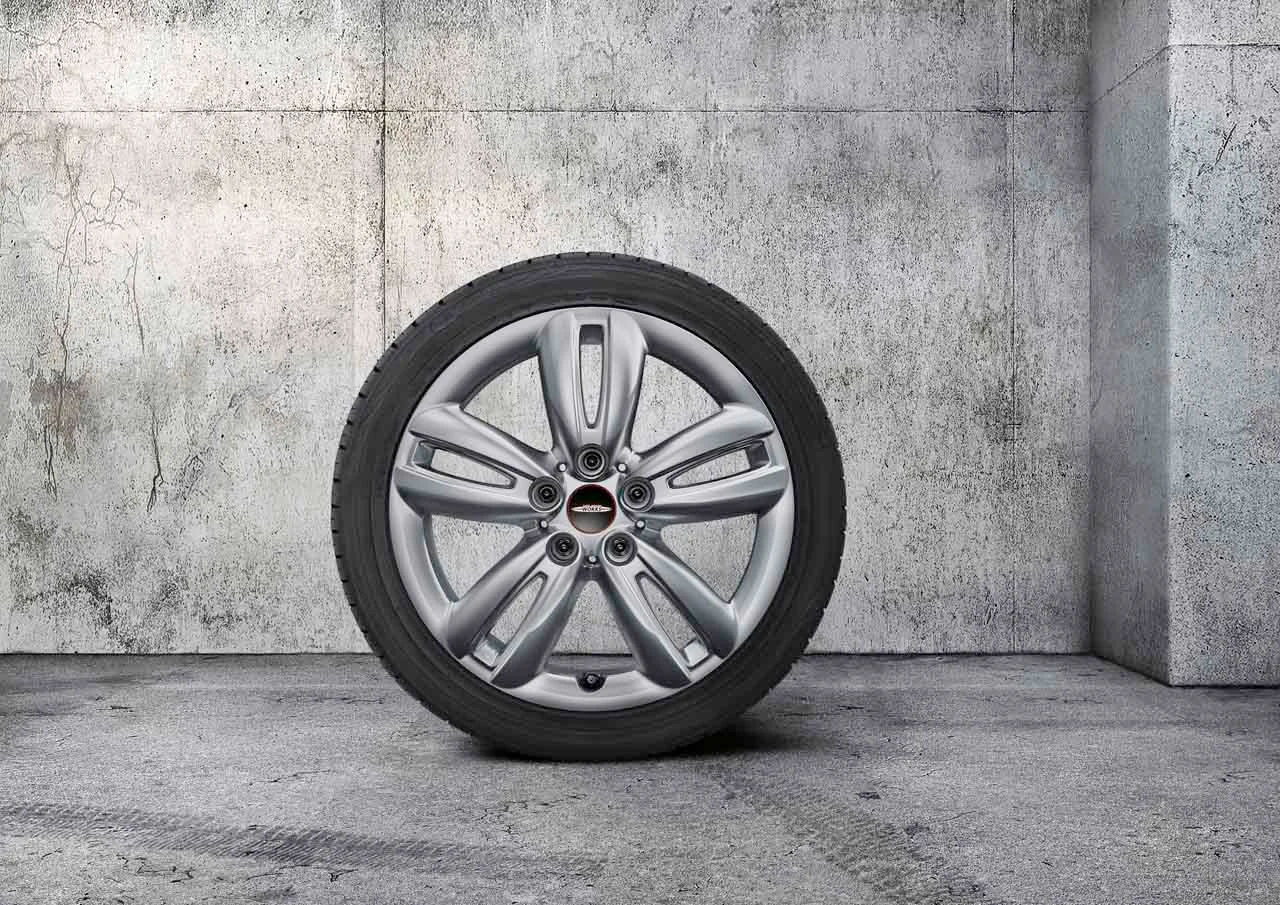 MINI Winterkompletträder JCW Track Spoke 501 bright silver metallic 17 Zoll RDCi F55 F56 F57 Dunlop