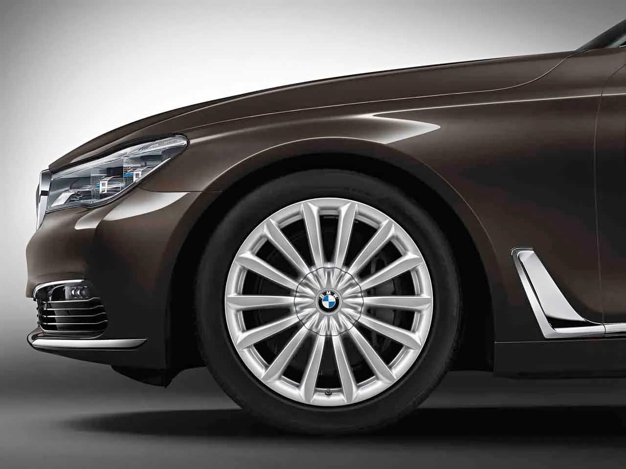 BMW Winterkompletträder V-Speiche 620 reflex silber 19 Zoll RDCi 6er G32 7er G11 G12 Pirelli