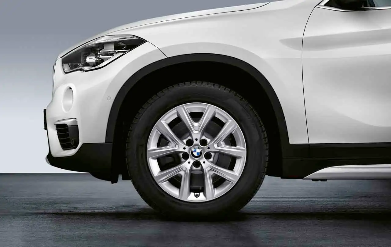BMW Winterkompletträder Y-Speiche 574 reflex silber 17 Zoll RDCi
