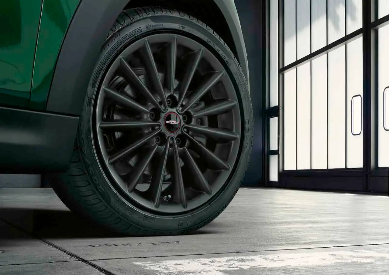 MINI Sommerkompletträder JCW Multispoke 505 jetblack matt 17 Zoll