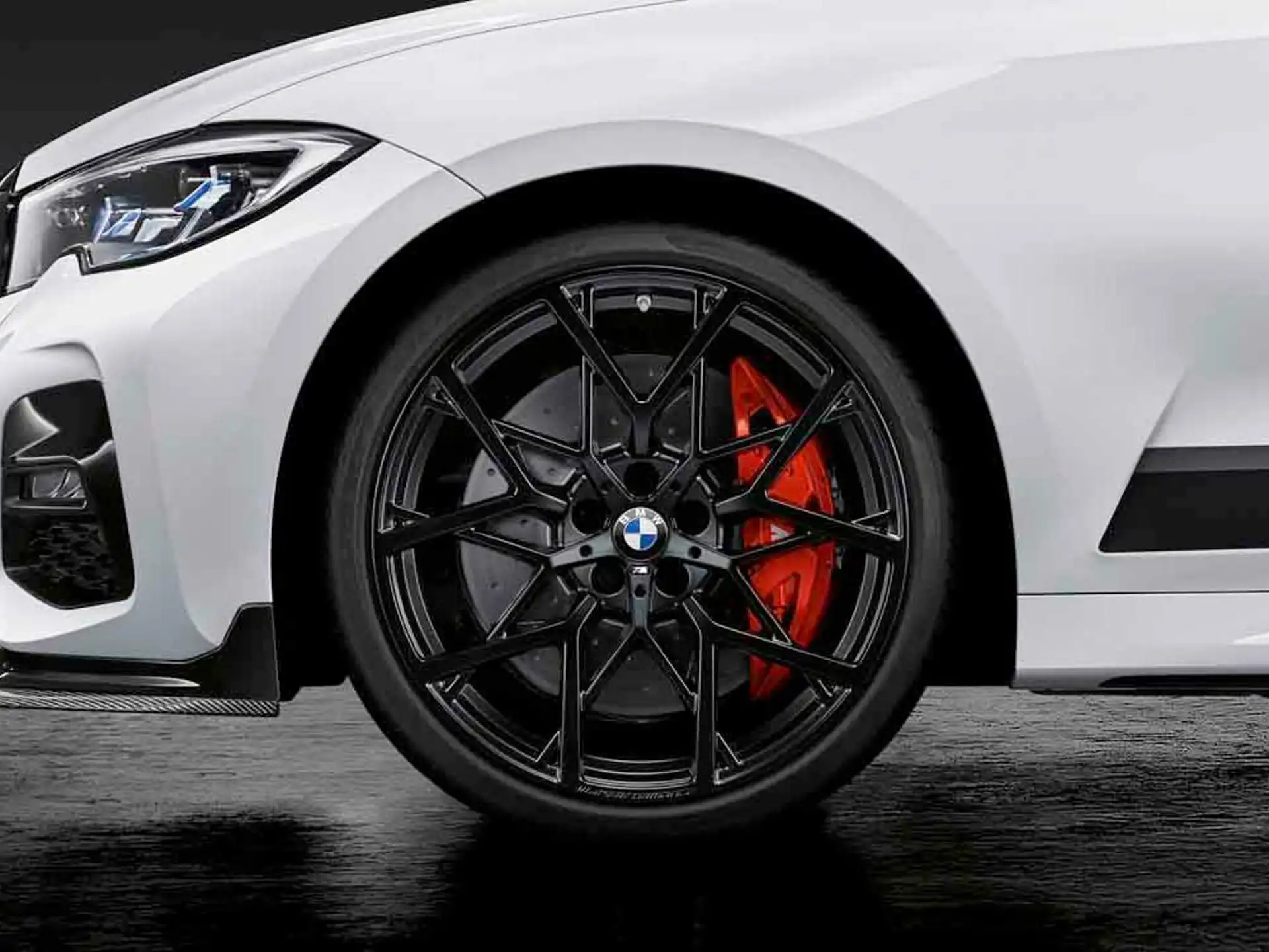 BMW Sommerkompletträder M Performance Y-Speiche 795 bicolor (jetblack matt / glanzgefräst) 20 Zoll RDCi 2er G42 3er G20 4er G22 Pirelli (Mischbereifung)