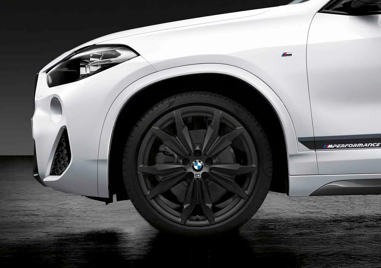 BMW Sommerkompletträder M Doppelspeiche 717M jetblack matt 20 Zoll RDCi X1 F48 X2 F39 Pirelli