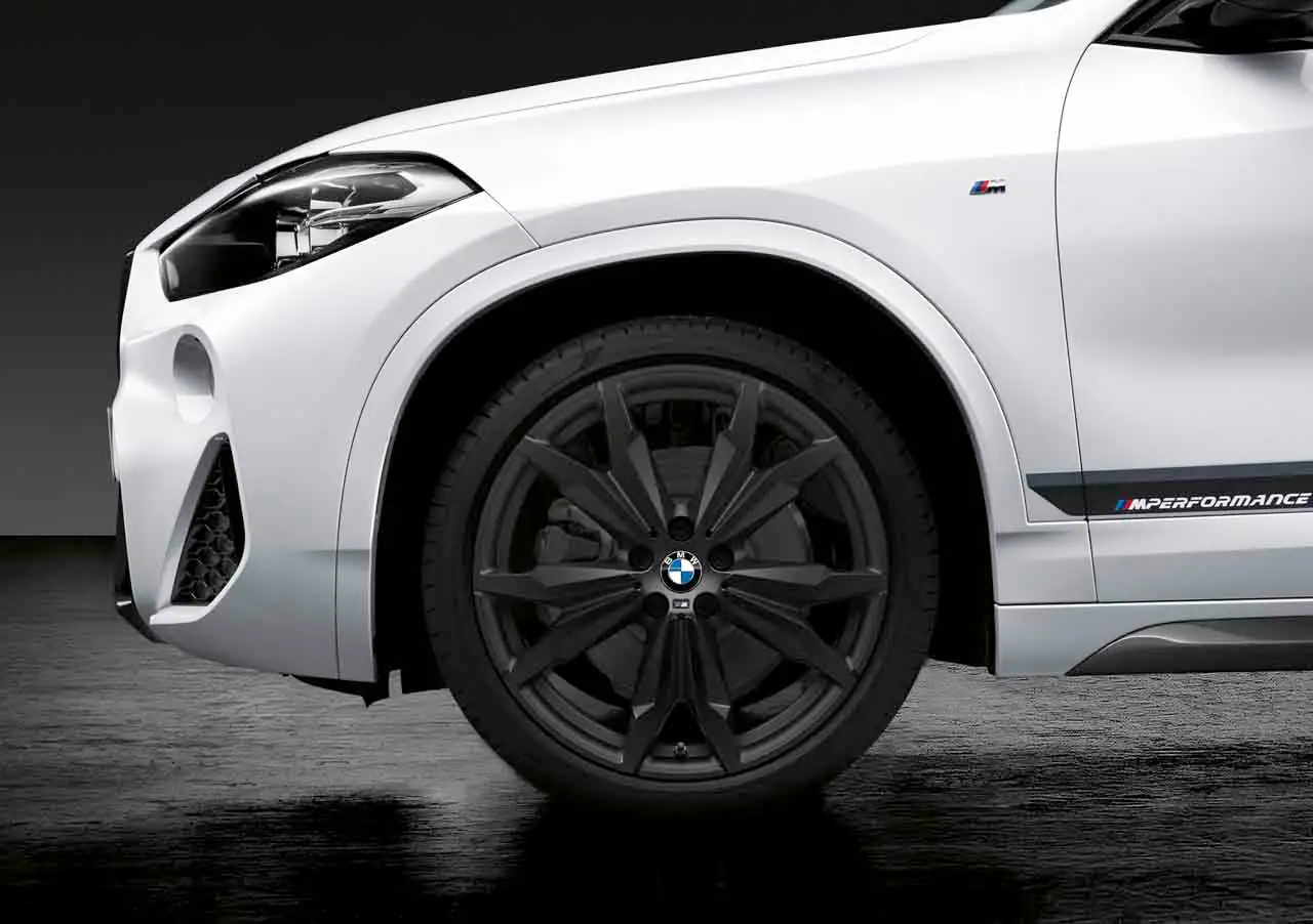 BMW Sommerkompletträder M Doppelspeiche 717M jetblack matt 20 Zol