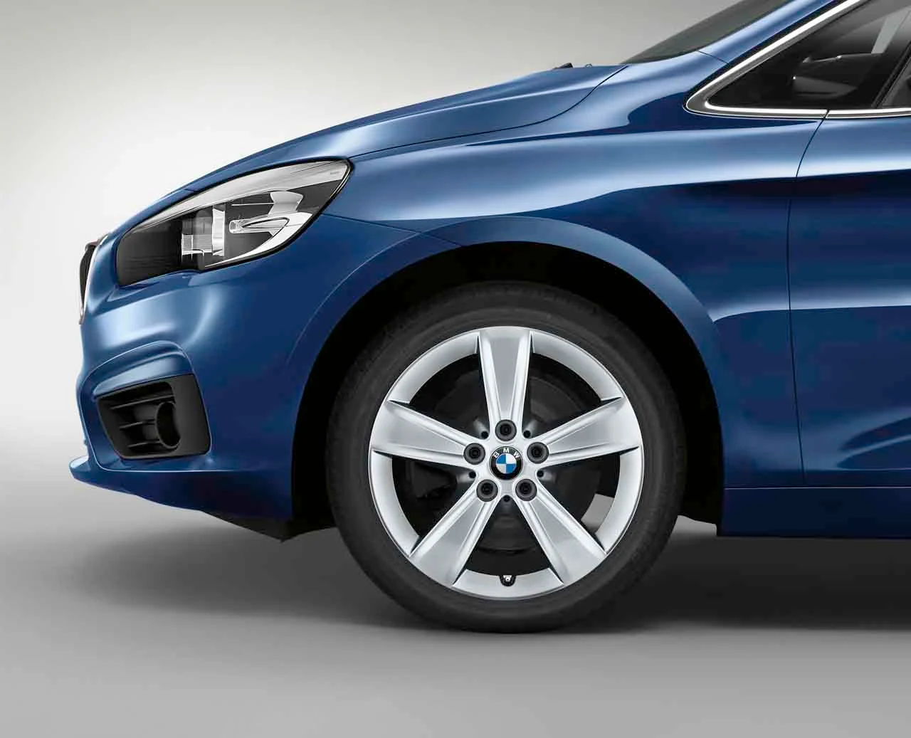 BMW Winterkompletträder Sternspeiche 478 reflexsilber 17 Zoll RDCi mit Continental Winter Contact TS 830 P* für 2er F45 F46 