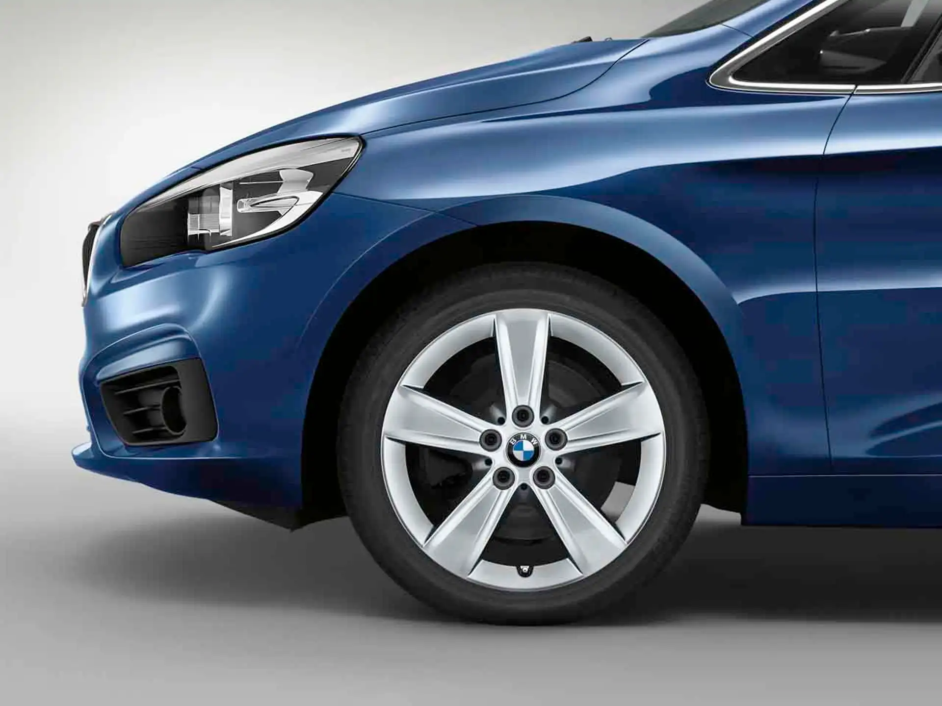 BMW Winterkompletträder Sternspeiche 478 reflexsilber 17 Zoll RDCi mit Continental Winter Contact TS 830 P* für 2er F45 F46