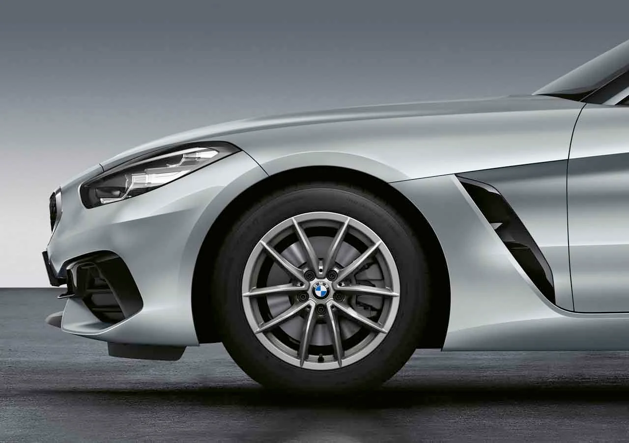 BMW Winterkompletträder V-Speiche 768 ferric grey 17 Zoll RDCi Z4 G29 Bridgestone (Mischbereifung)