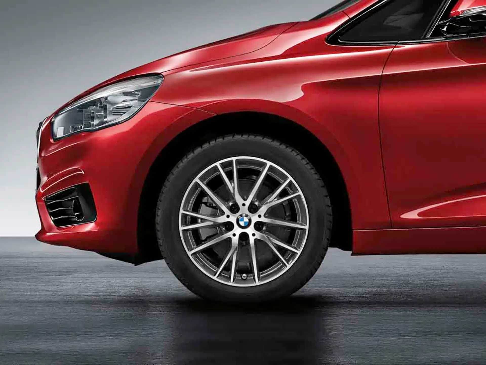 BMW Winterkompletträder Y-Speiche 489 bicolor (orbitgrau / glanzgedreht) 17 Zoll RDCi 1er F40 2er F44