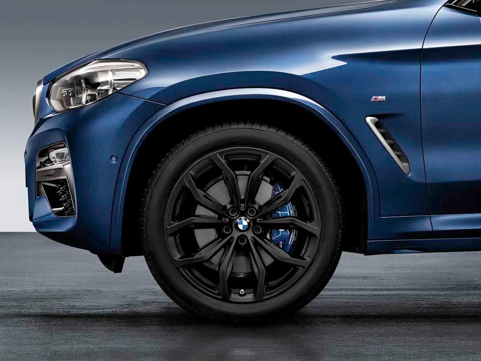 BMW Winterkompletträder Y-Speiche 695 jet black matt 20 Zoll RDCi X3 G01 X4 G02 Pirelli (Mischbereifung)