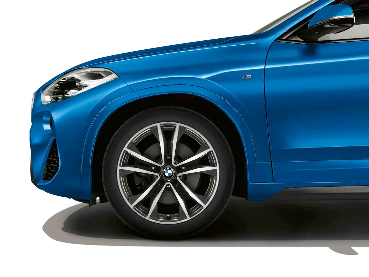 BMW Sommerkompletträder M Doppelspeiche 715M bicolor (orbitgrey/hochglanzpoliert) 19 Zoll RDCi X1 F48 X2 F39 Michelin