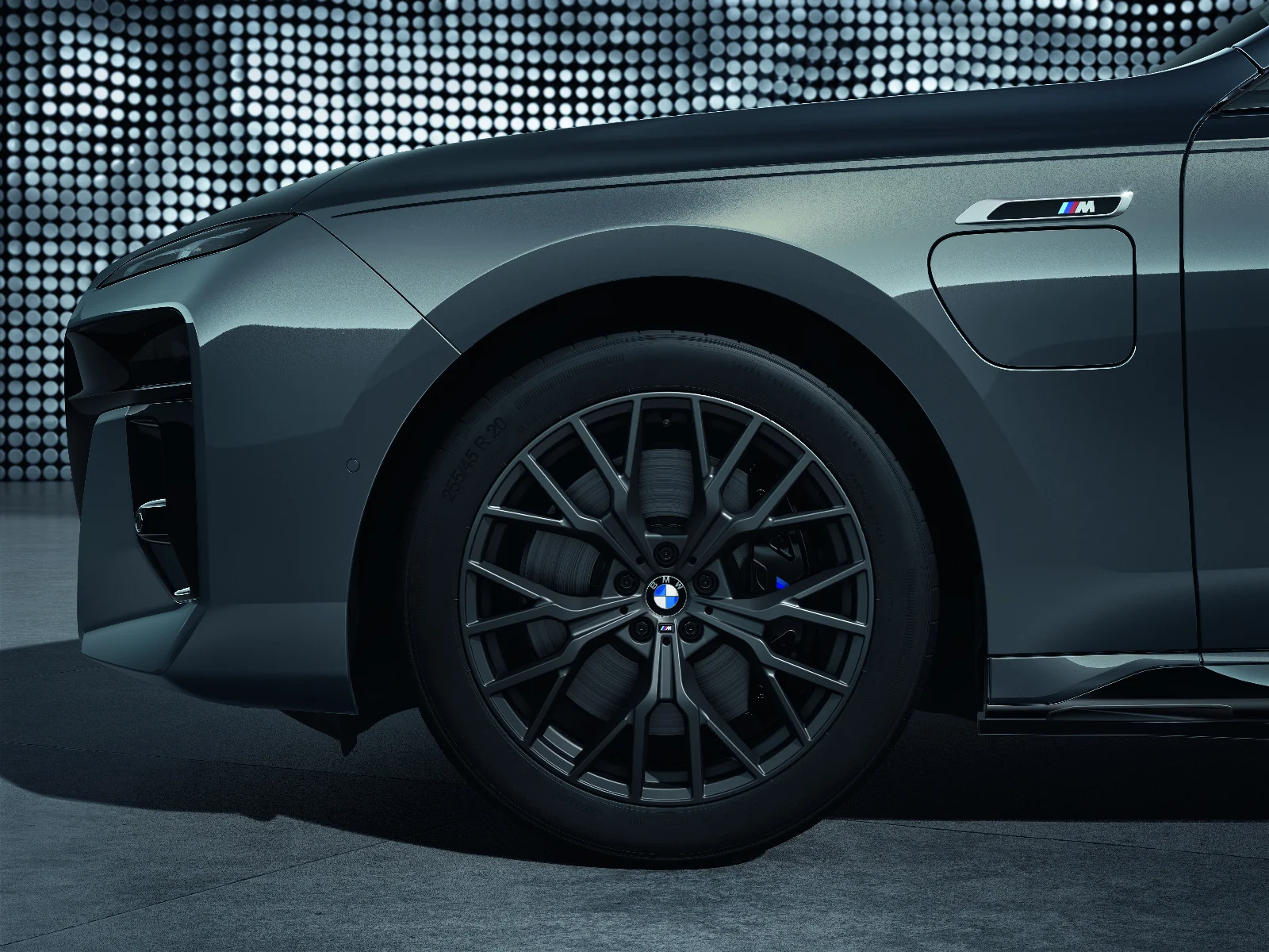 BMW Alufelge M Performance Y-Speiche 911M jet black matt 9Jx20 ET 24 Vorderachse 7er G70