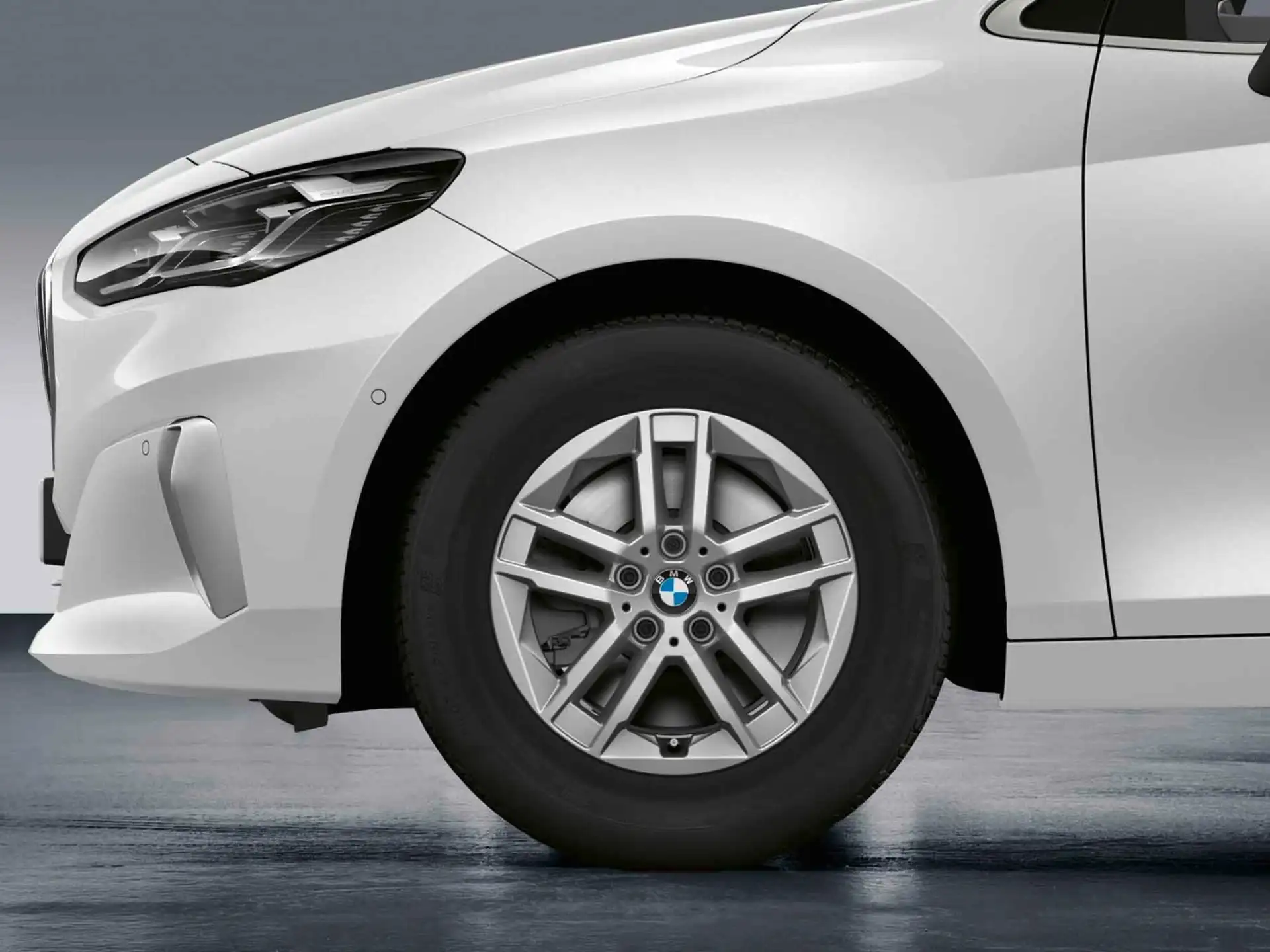 BMW Winterkompletträder Doppelspeiche 186 refined silver 16 Zoll RDCi 2er U06 Continental