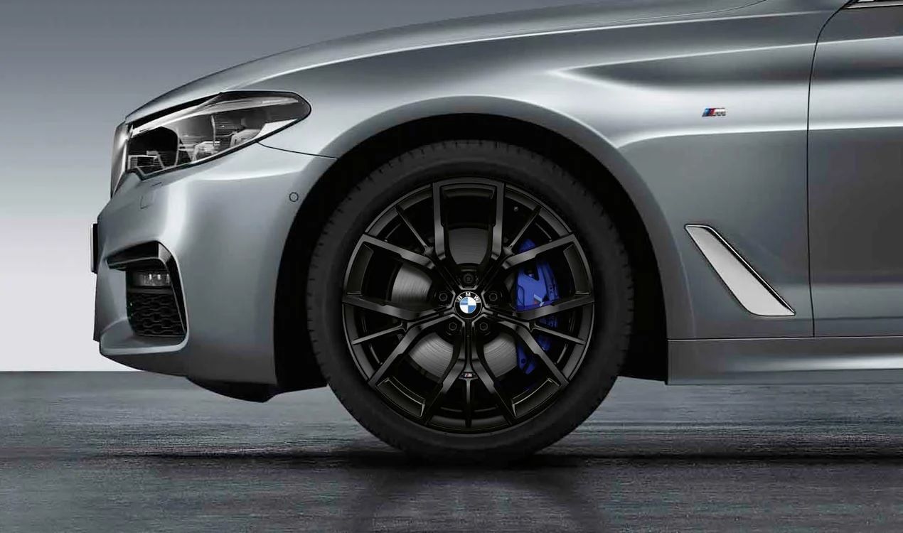 BMW Winterkompletträder M Y-Speiche 845M jet black uni 19 Zoll RDCi 5er G30 G31 Pirelli
