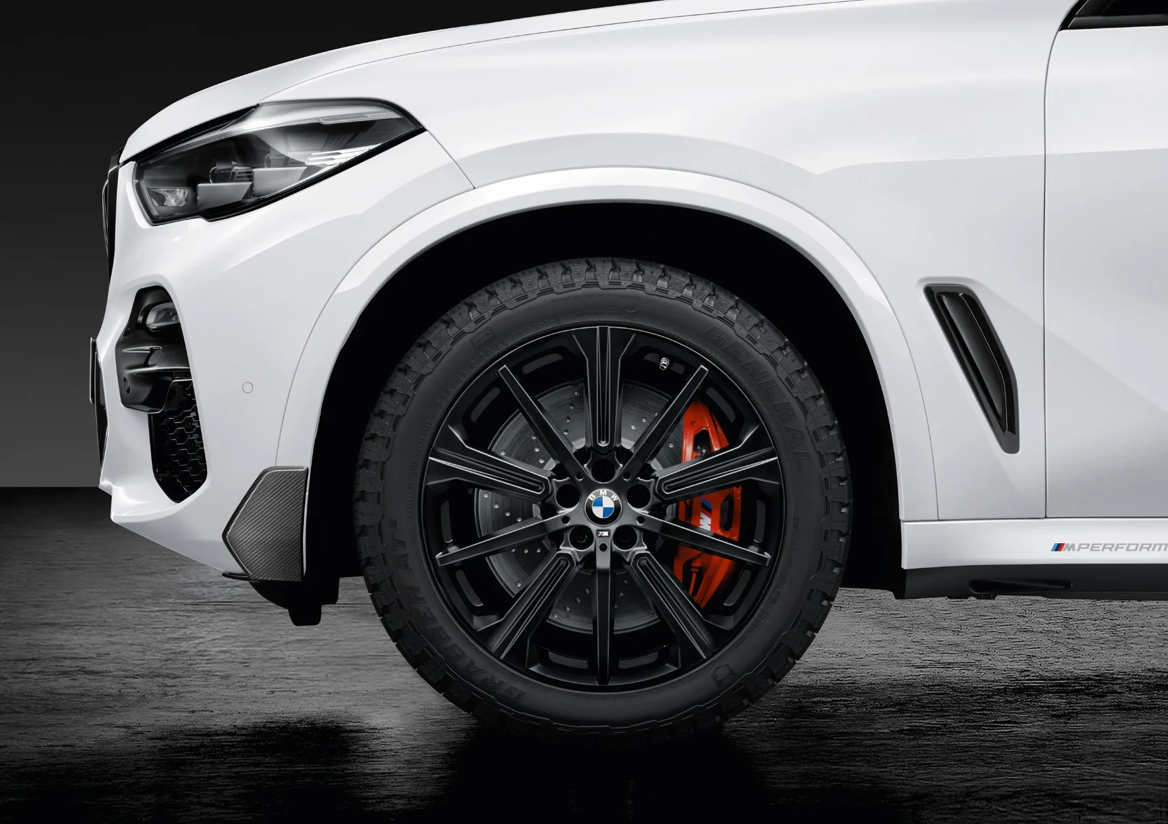 BMW Winterkompletträder M Performance Sternspeiche 748M jet black matt 20 Zoll RDCi X5 G05 LCI X6 G06 LCI Pirelli