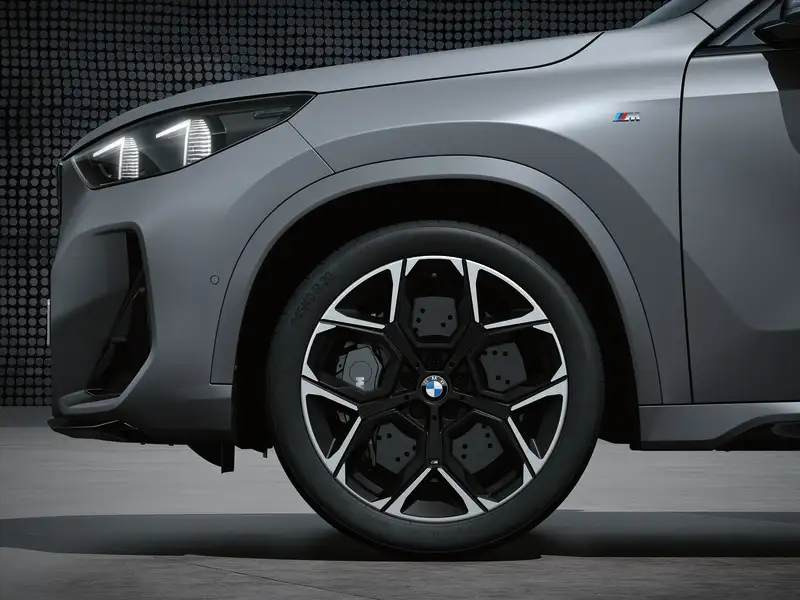 BMW Kompletträd M Y-Speiche 872 jet black 20 Zoll RDCi X1 U11