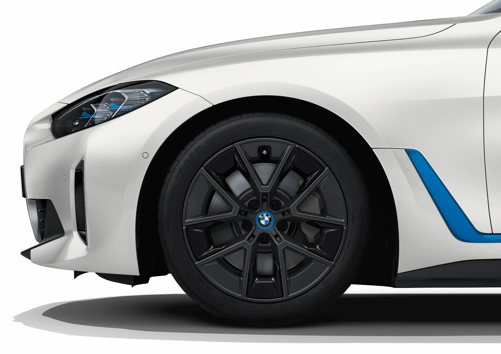 BMW Winterkompletträder Aerodynamic 854 gunmetal grey 18 Zoll RDCi 4er i4 G26