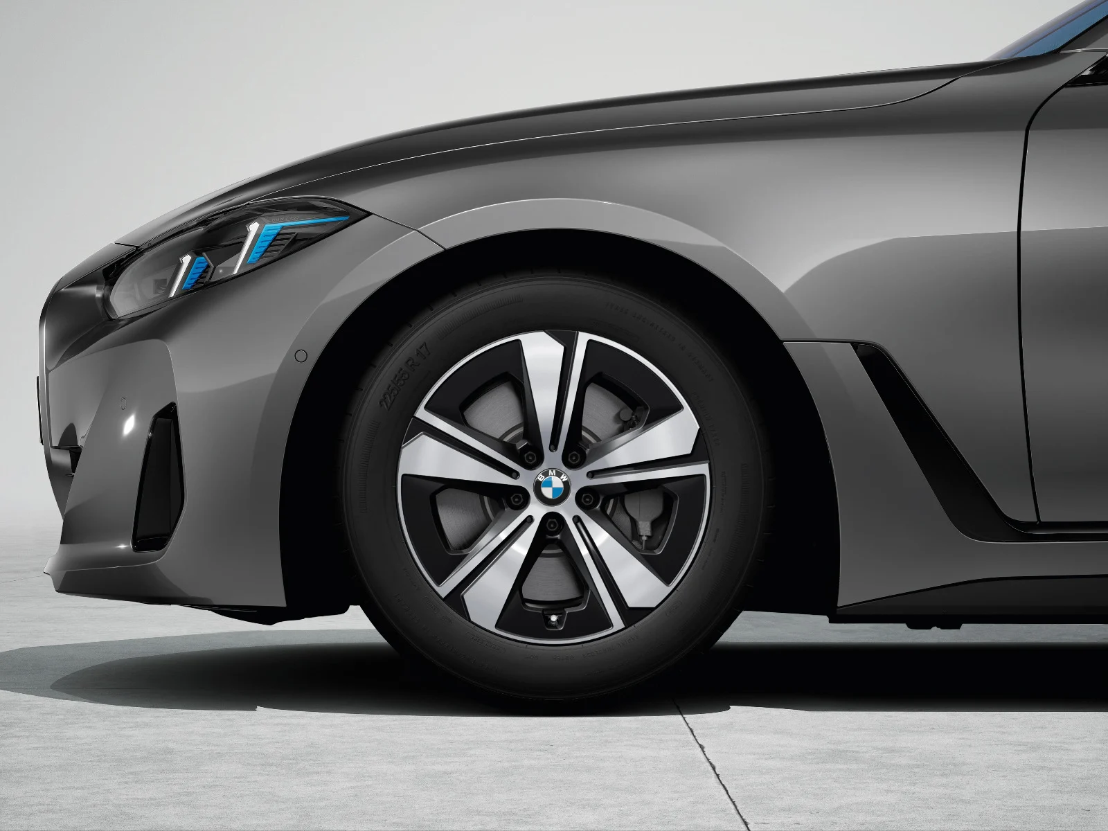 BMW Winterkompletträder Aerodynamic 852 midnight grey 17 Zoll RDCi 4er i4 G26