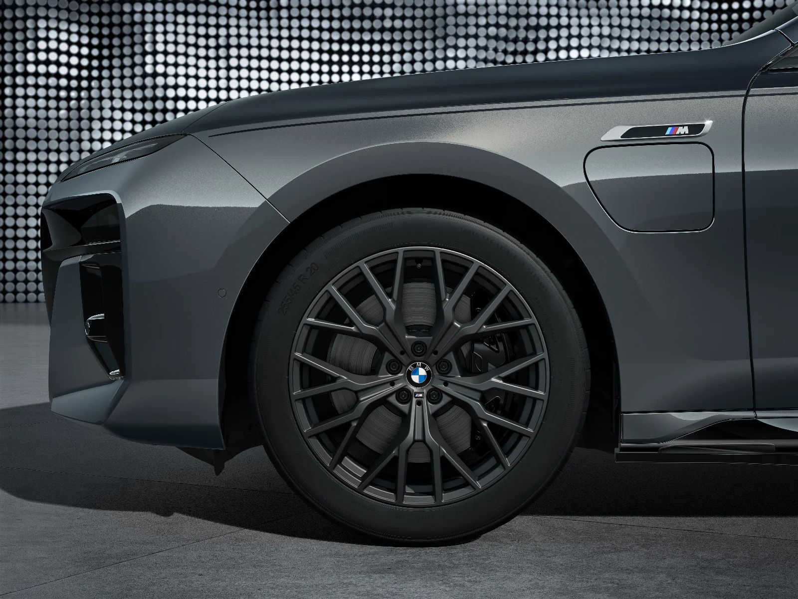 BMW Winterkompletträder M Performance Y-Speiche 911M jet black matt 20 Zoll RDCi 7er G70 X3 G45 Pirelli (Mischbereifung)