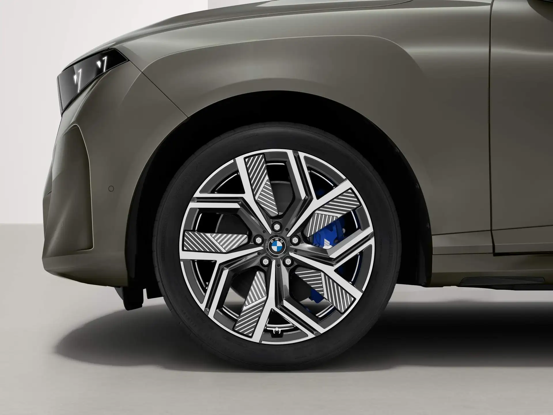 BMW Winterkompletträder Aerodynamic 1115 jet black uni 22 Zoll RDCI (Mischbereifung) X5 G65