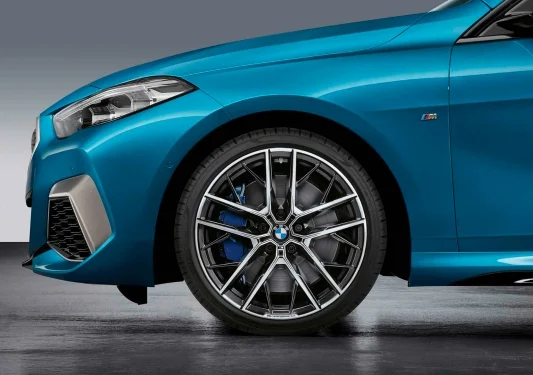 BMW Alufelge Doppelspeiche 555M jet black matt/glanzgedreht) 8Jx19 ET54 1er F40 2er F44