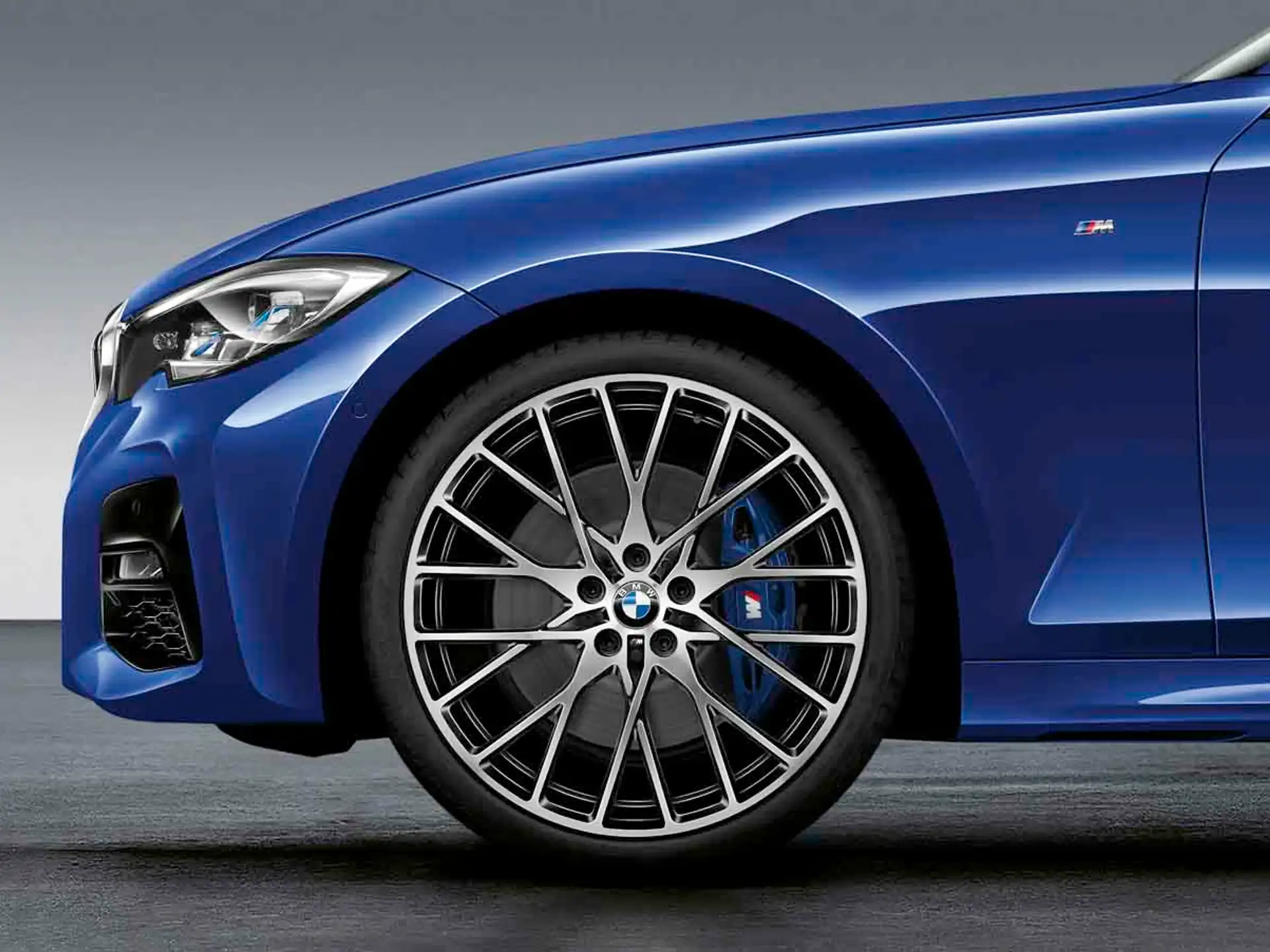 BMW Alufelge M Performance Kreuzspeiche 794 bicolor (schwarz / glanzgedreht) 8,5J x 20 ET 40 Hinterachse 2er G42 3er G20 4er G22