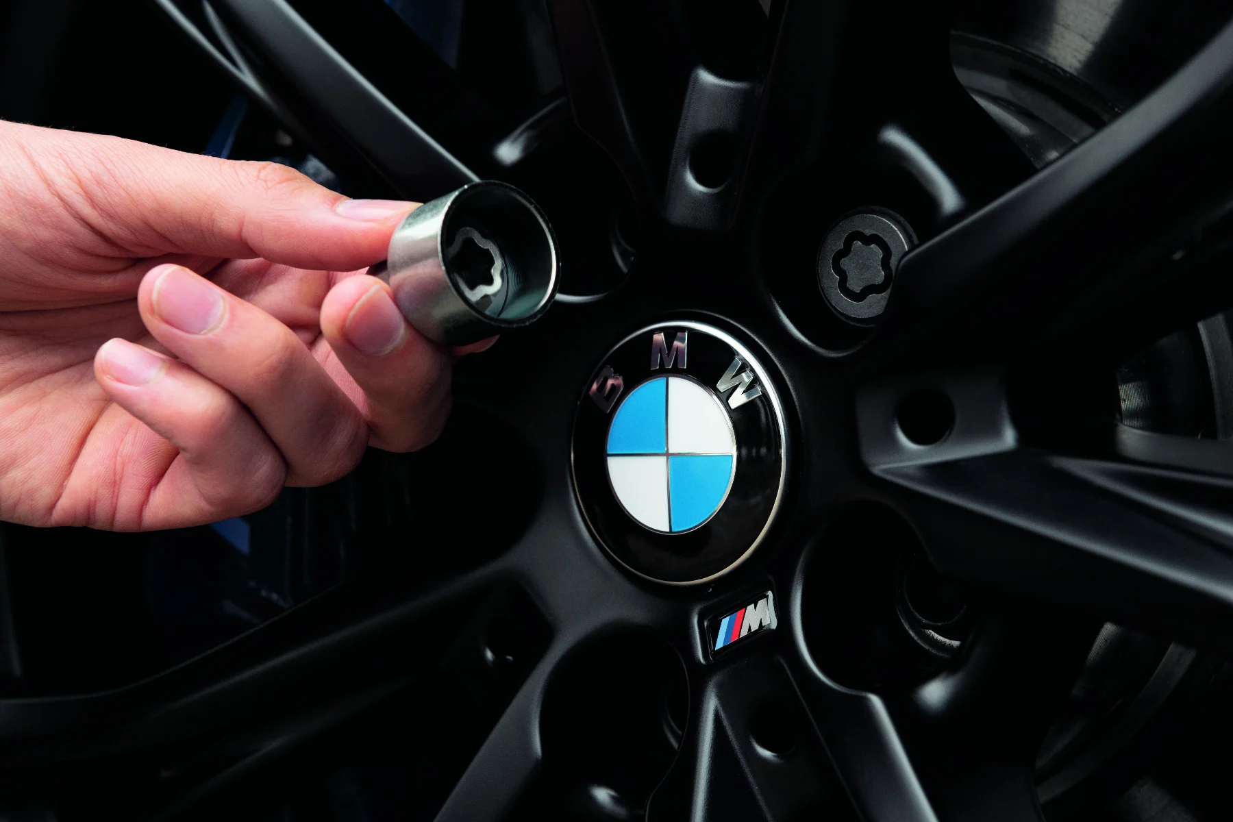 BMW Satz Radschraubensicherung G70 I20 F97 F98 G05 F95 G06 F96 G07 G09